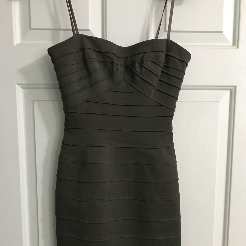 BCBG MaxAzria bandage dress size 4 NWT